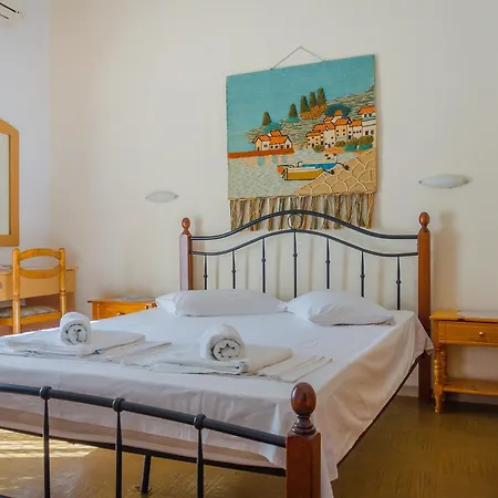 Theo Hotel apartamentowy